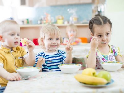 Lebensmittelhygiene im Kindergarten Vorschriften & Gefahren