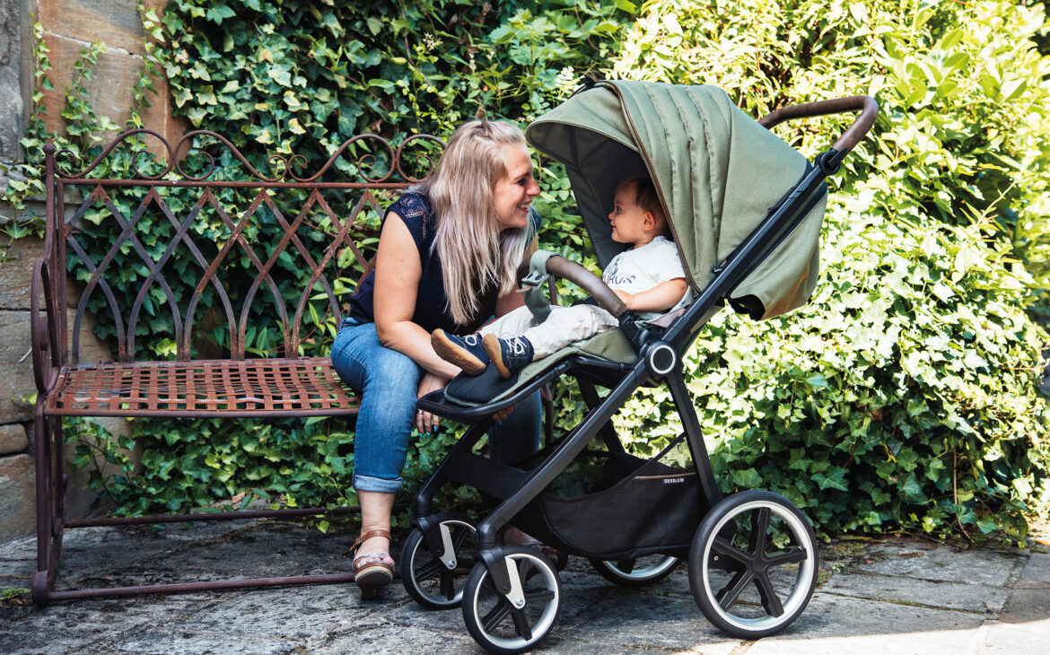 TOP 10 Baby & Kind: Atmende Babytrage und Co.