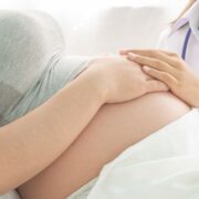 Fruchtwasser von Urin unterscheiden Wie riecht Fruchtwasser