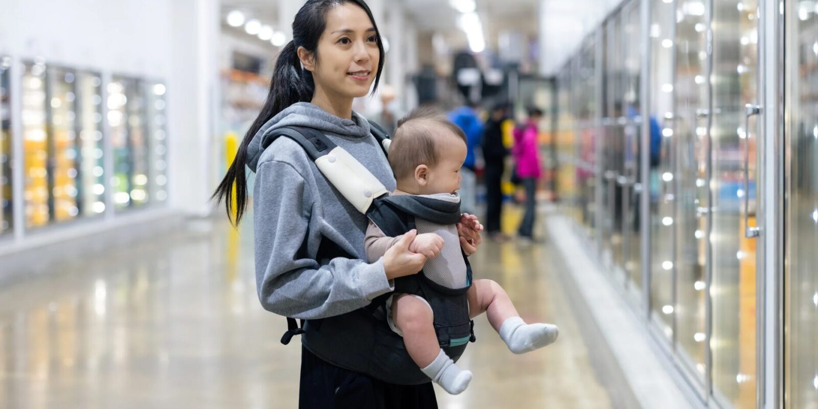 Babytrage für Neugeborene Sicherer Halt und Nähe ab dem ersten Tag