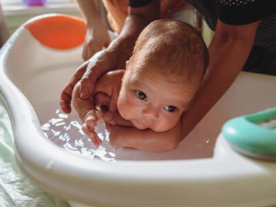 Wie oft Baby baden mit 3 Monate Der entspannte Leitfaden für Eltern